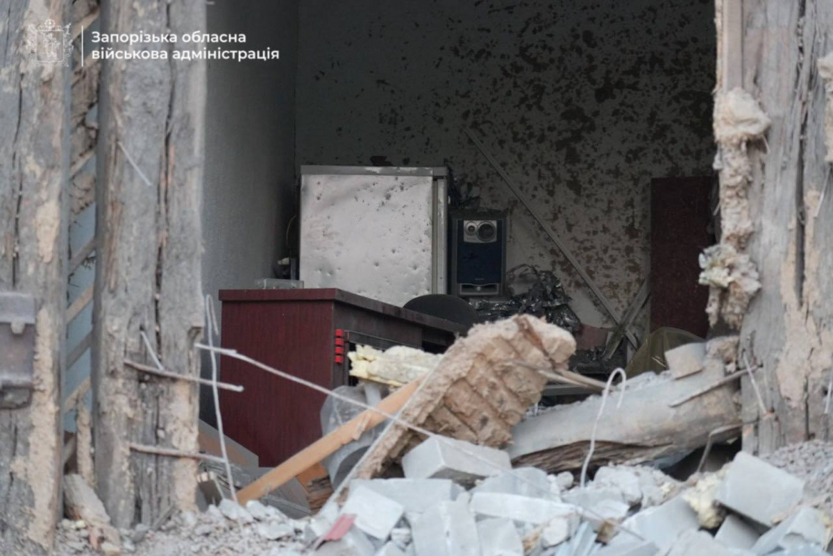 Вночі ворог атакував Запорізький район і передмістя Запоріжжя - що відомо про наслідки (відео, фото)