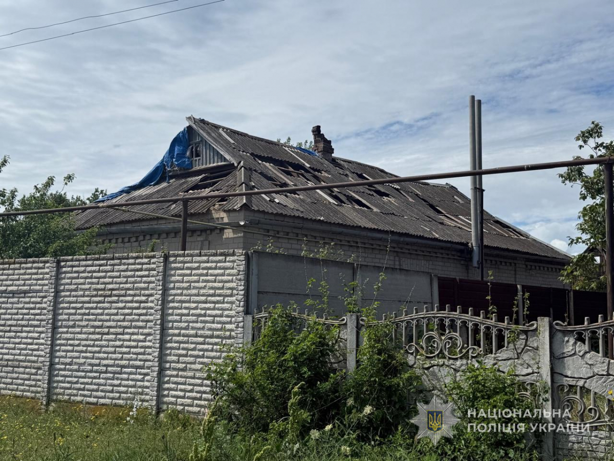 Загинула дівчинка, хлопець у критичному стані - росіяни скинули керовані авіабомби на село в Запорізькій області
