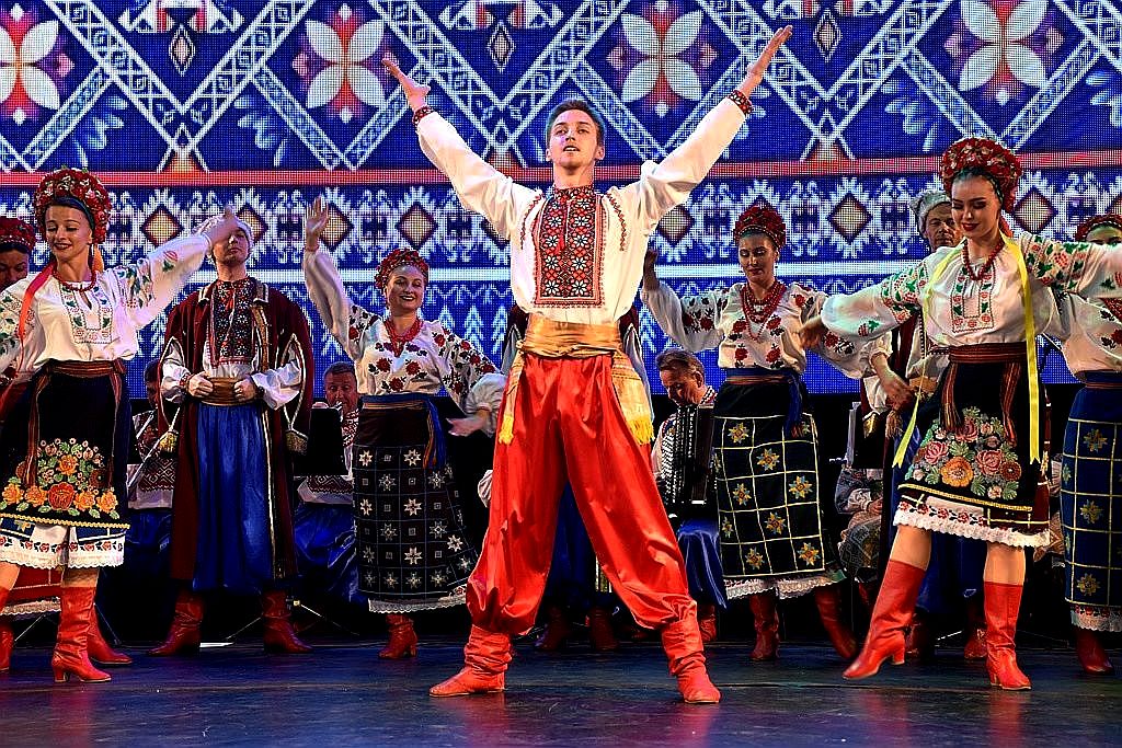 Вчилися бути козаками — музичний скетч запорізької філармонії занурив маленьких глядачів у героїчне минуле