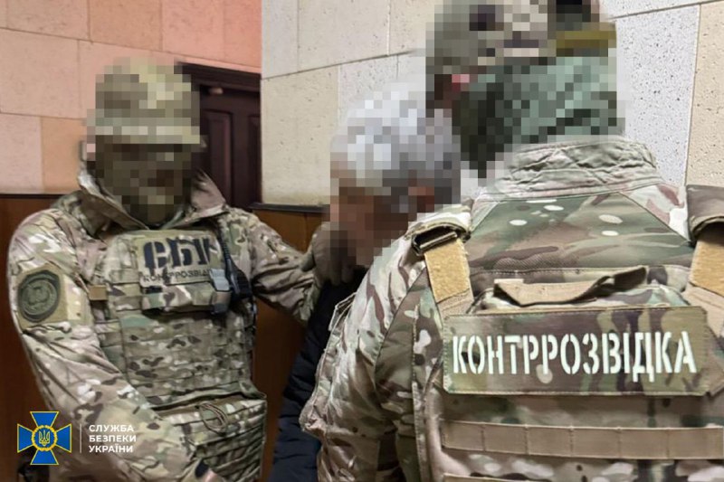 СБУ затримала у Запоріжжі агента фсб - вибухівку йому скидали дронами (відео)