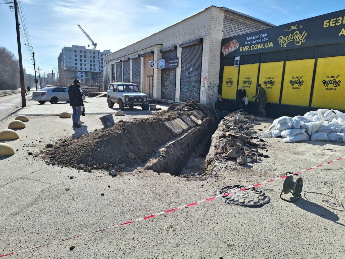 Прокладали каналізацію - у Запоріжжі проводили незаконні "розкопки" (фото)