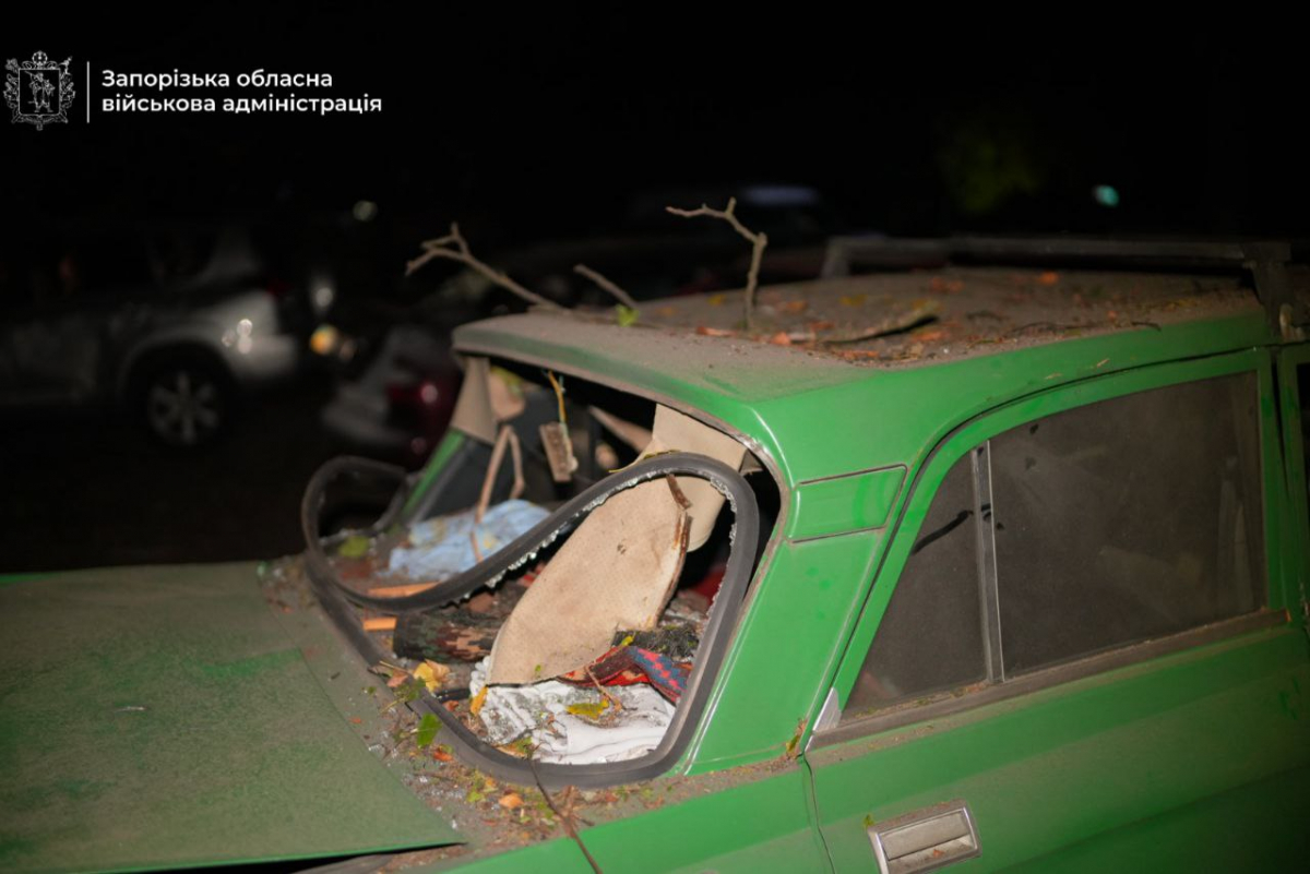 Армія РФ атакувала ракетами Запоріжжя — внаслідок удару пошкоджено будинки та дитячий садок (фото)