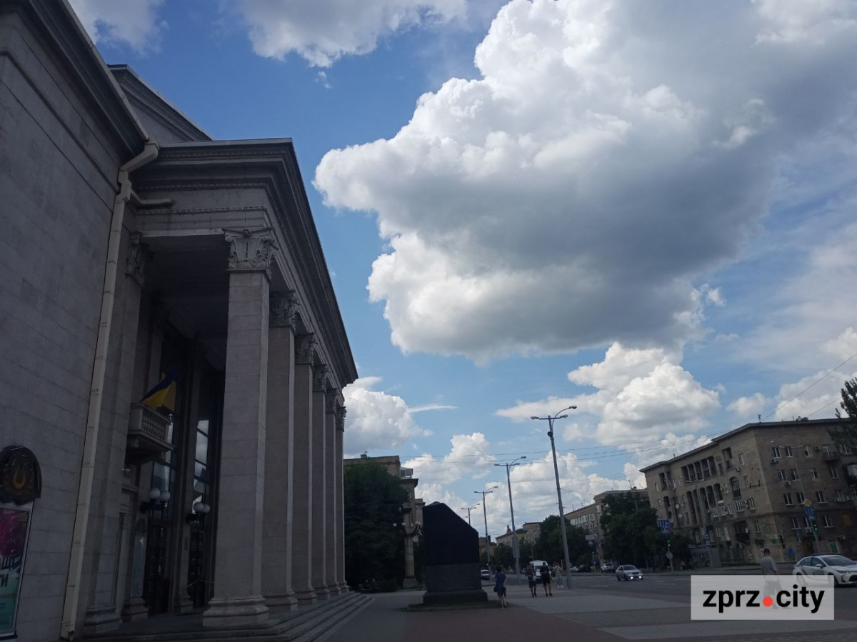У Запоріжжі яскраво закриють симфонічний сезон із зірковими гостями - фото з репетиції