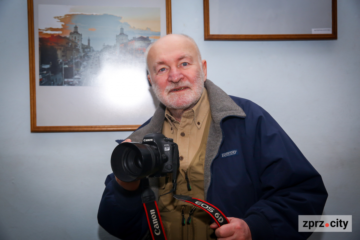 Легендарному фотоклубу "Запоріжжя" виповнилось 60 років - до дня народження відкрили велику виставку