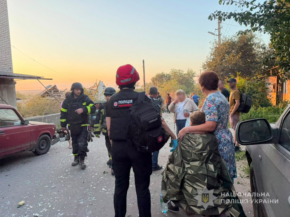 Два райони Запоріжжя атакували КАБами та дроном: є загиблий та поранені (фото, відео)