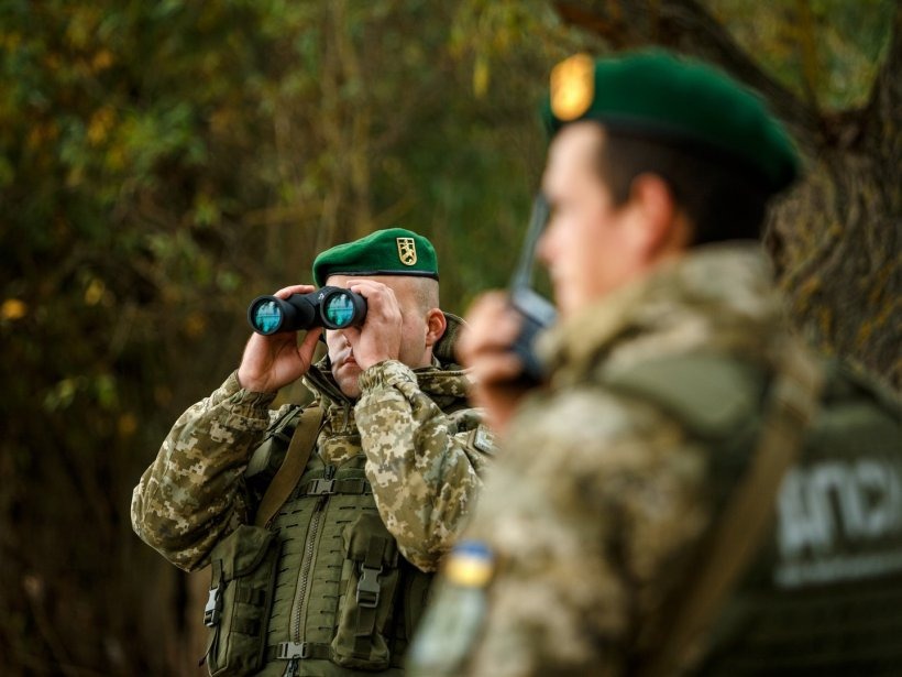 Прикордонний наряд зупинив чоловіка з Запорізької області неподалік від державного кордону з Республікою Польща