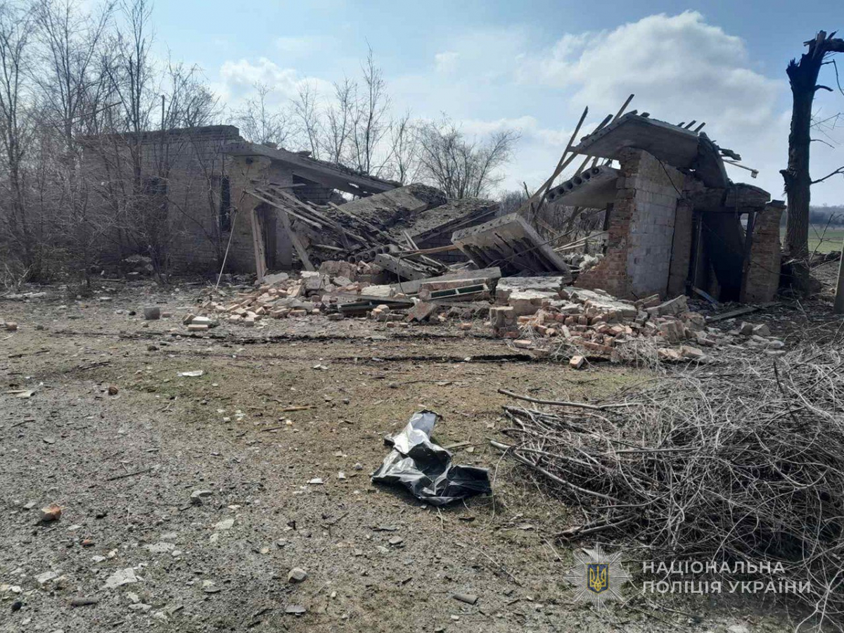 Запоріжжя та райони області зазнали ударів: є загиблі та поранені, серед них дитина (фото, відео)