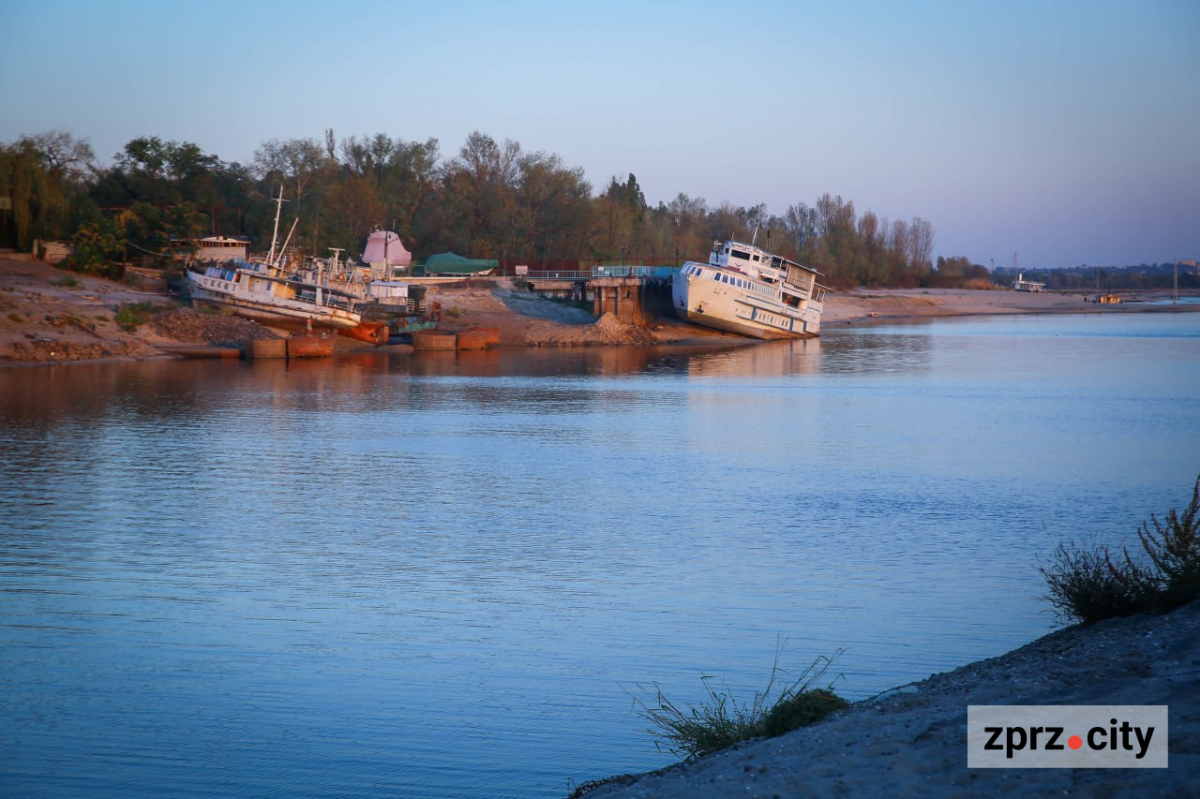 Нові береги: як виглядає популярне місце відпочинку в Запоріжжі через чотири місяці після Каховської катастрофи - фото