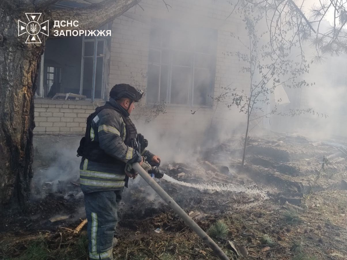 На Запоріжжі внаслідок ворожих атак дві людини загинули, ще четверо отримали поранення (фото, відео)