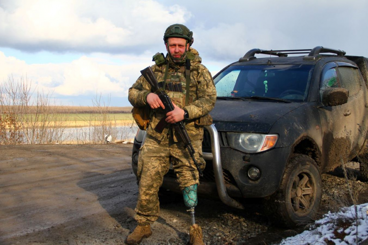 "Помирати не страшно": запоріжець втратив у бою ногу, але на протезі знов пішов на фронт