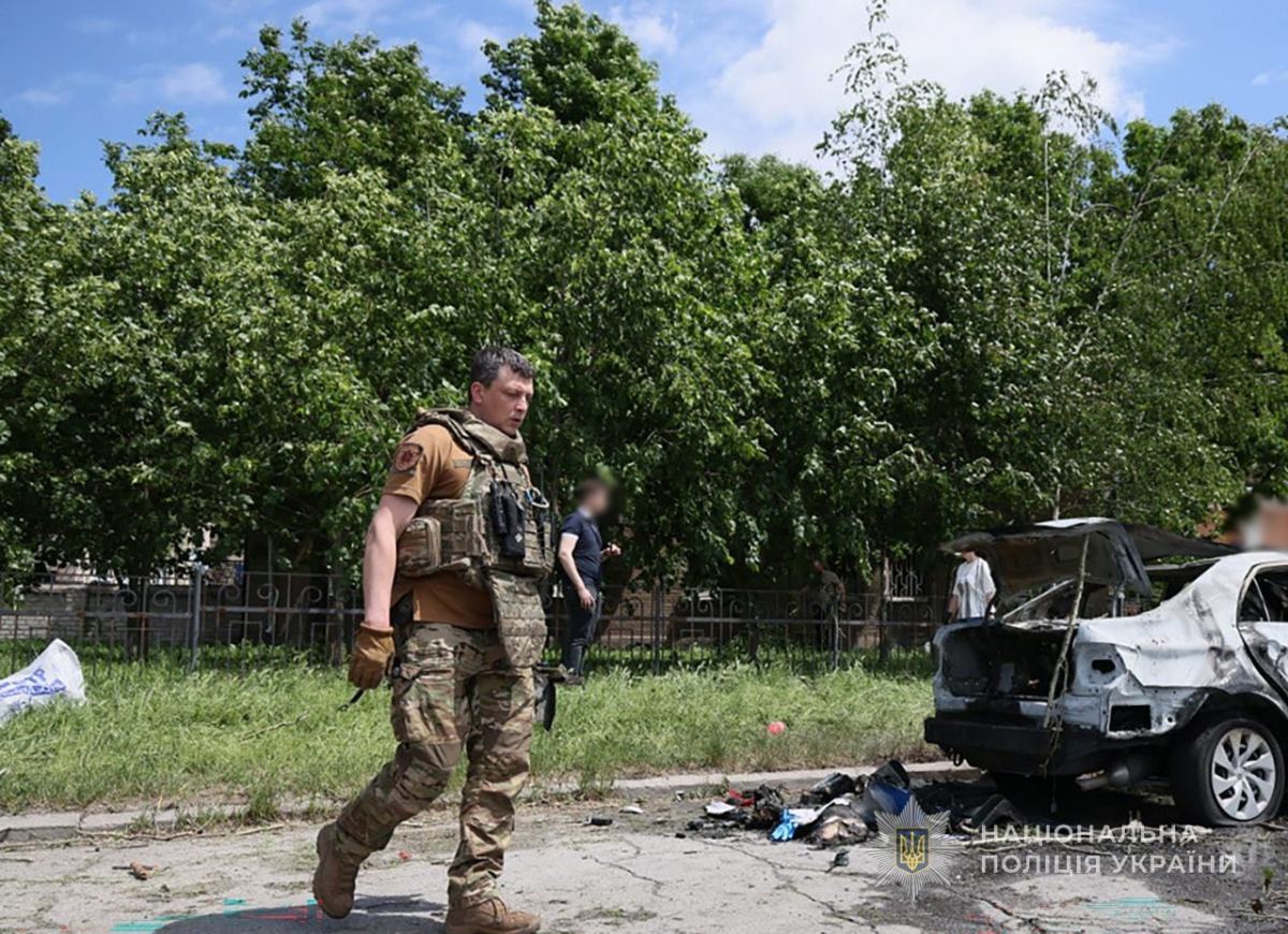 Удар по Запоріжжю: росіяни атакували Олександрівський район (фото, відео)