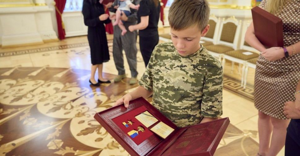 Ордени «Золота Зірка» отримали рідні героїв, які загинули на Запоріжжі