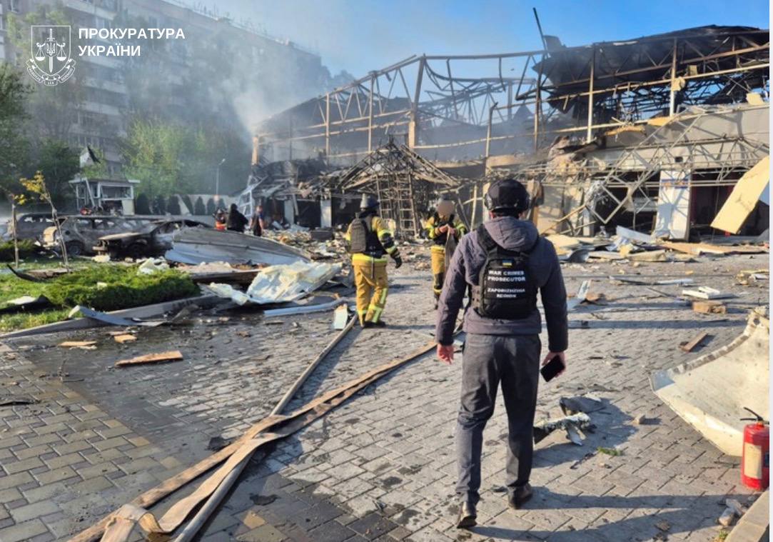 Внаслідок російської атаки загинули 12 людей: у Запоріжжі 6 травня оголосили днем жалоби (відео)