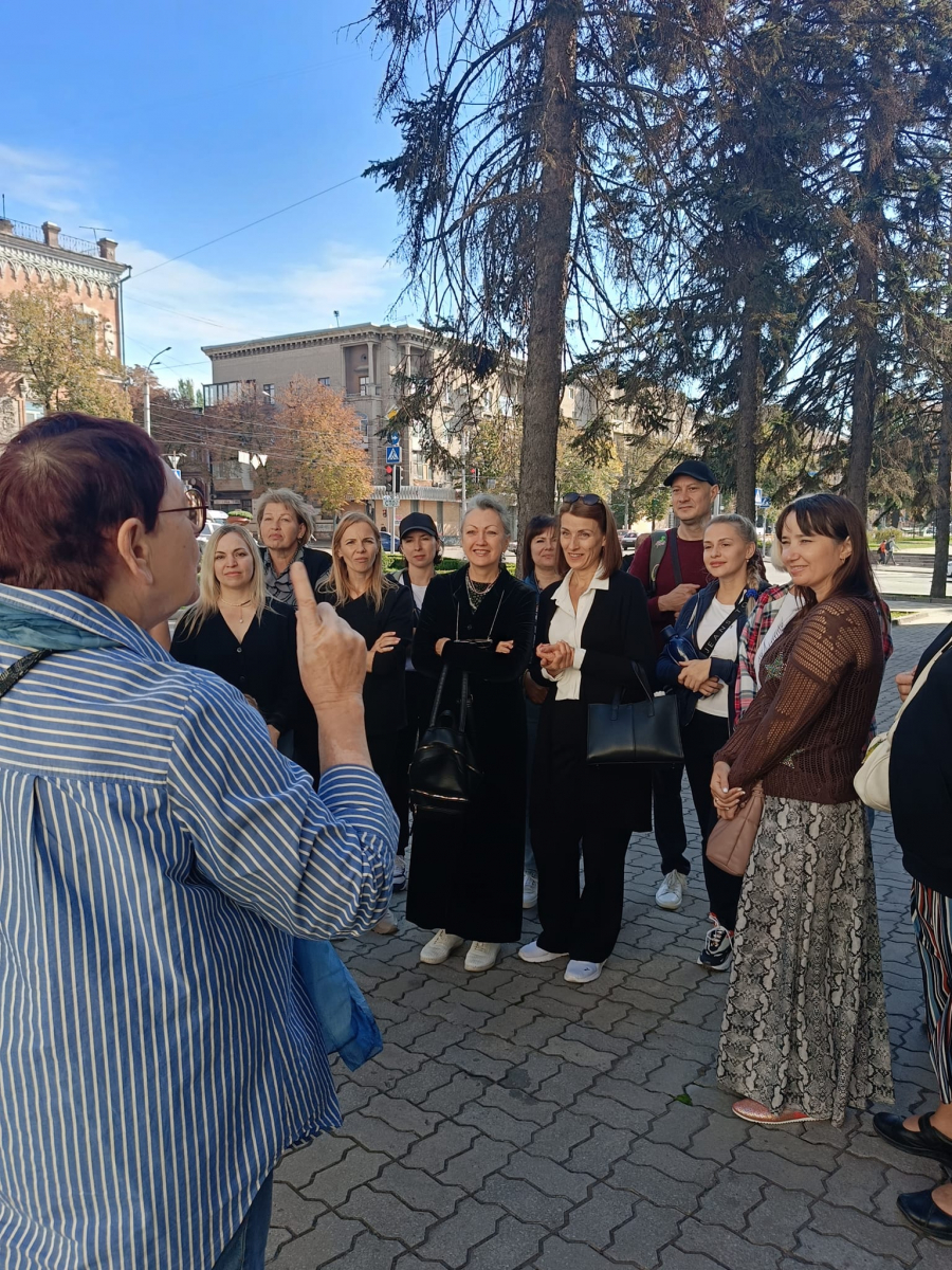  У запорізьких бібліотеках відкриють безкоштовні курси з української мови з повним зануренням - як записатись