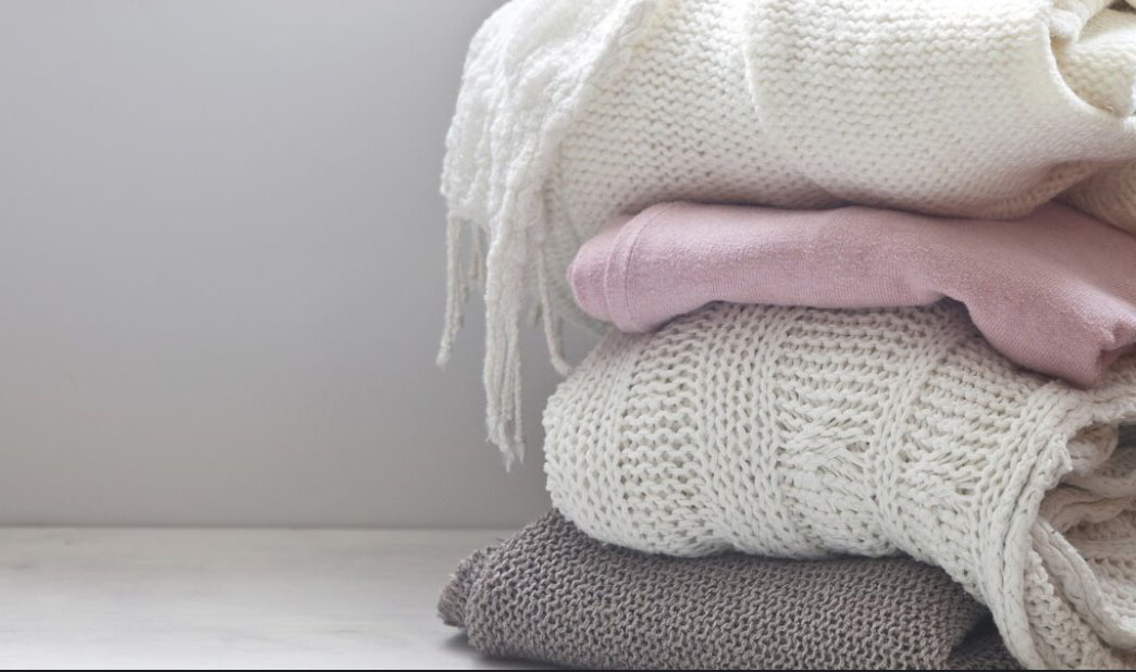 Щоб було тепло взимку: як правильно прати та сушити светри – корисні поради