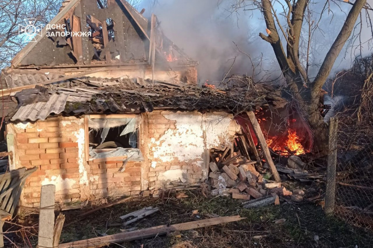 Росіяни вбили людей, ударили по транспорту - наслідки ворожих атак у Запорізькій області (фото)