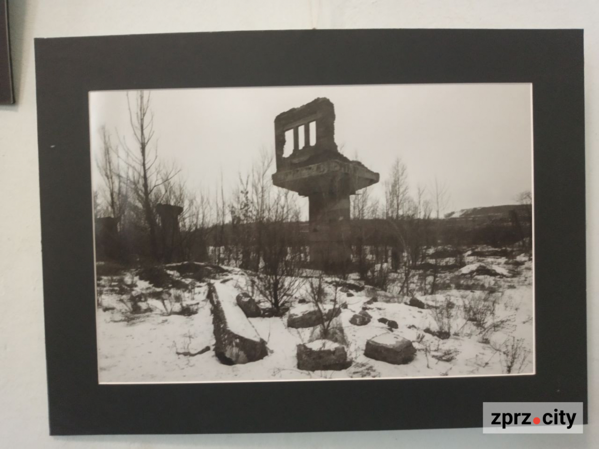 Фотохудожник з Кривого Рогу робив світлини під землею на глибині понад 1000 метрів - нова виставка у Запоріжжі