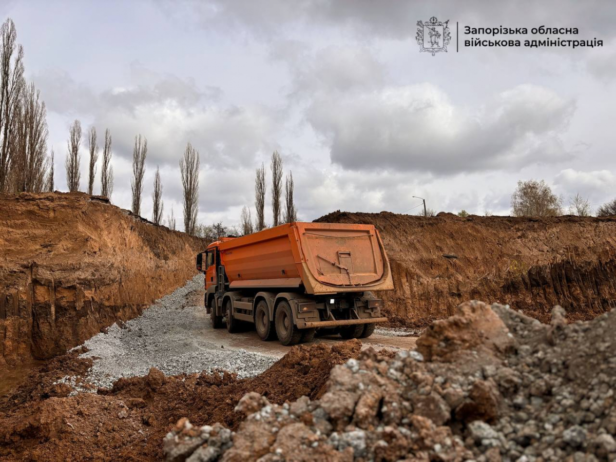Планують відкрити вже з 1 вересня - у двох районах Запоріжжя почали будувати нові підземні школи (фото, відео)