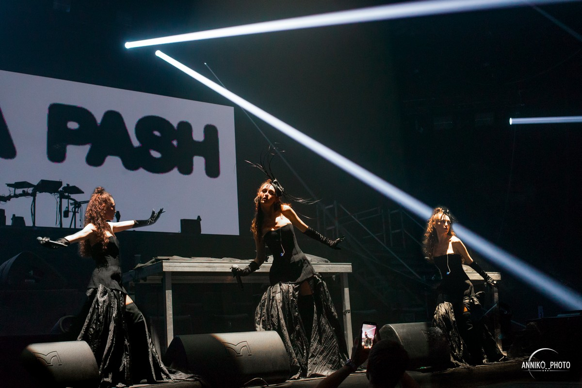 Співачка Alina Pash виступила у Варшаві та нагадала європейцям про війну в Україні (фото)