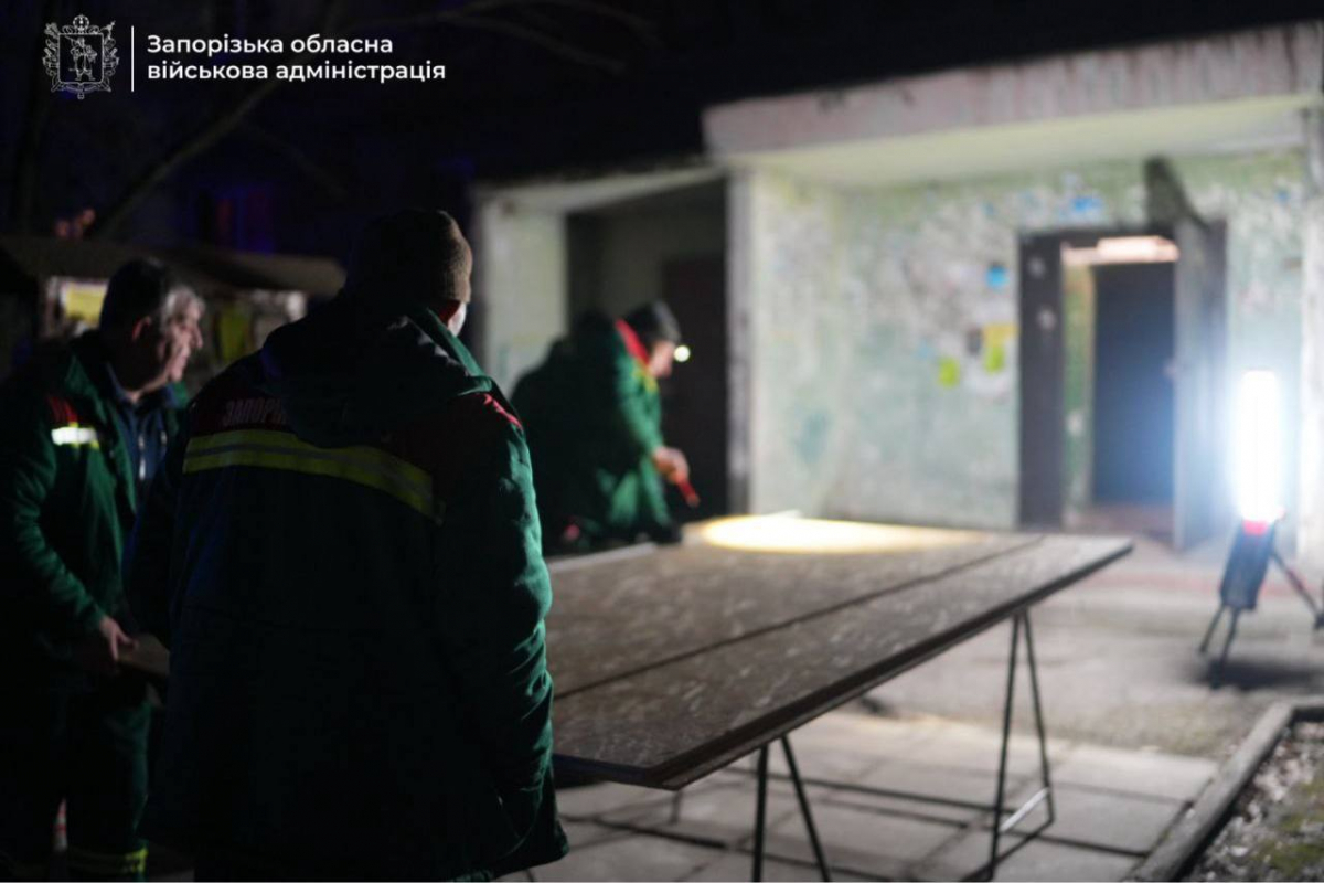 Нічний удар по Запоріжжю: росіяни поранили тримісячну дитину та пошкодили десятки квартир (фото)