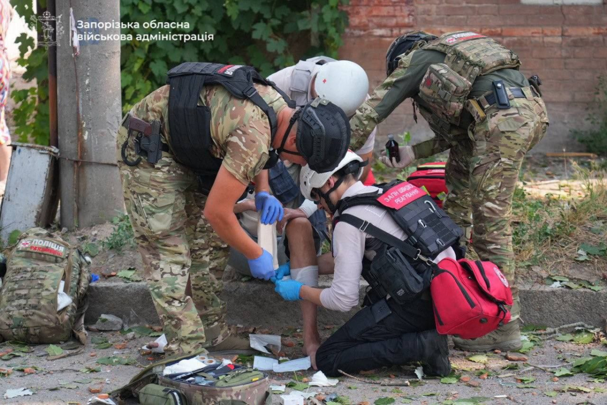 П'ять поранених у лікарні - в Запоріжжі розповіли про стан постраждалих внаслідок атаки дронів (відео)