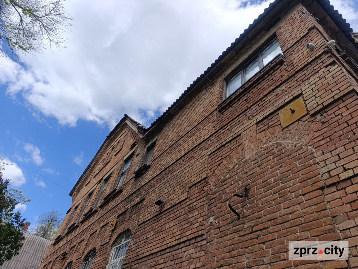 Від найстарішої школи до справжнього замку: які незвичайні менонітські будівлі можна побачити в Запоріжжі (фото)