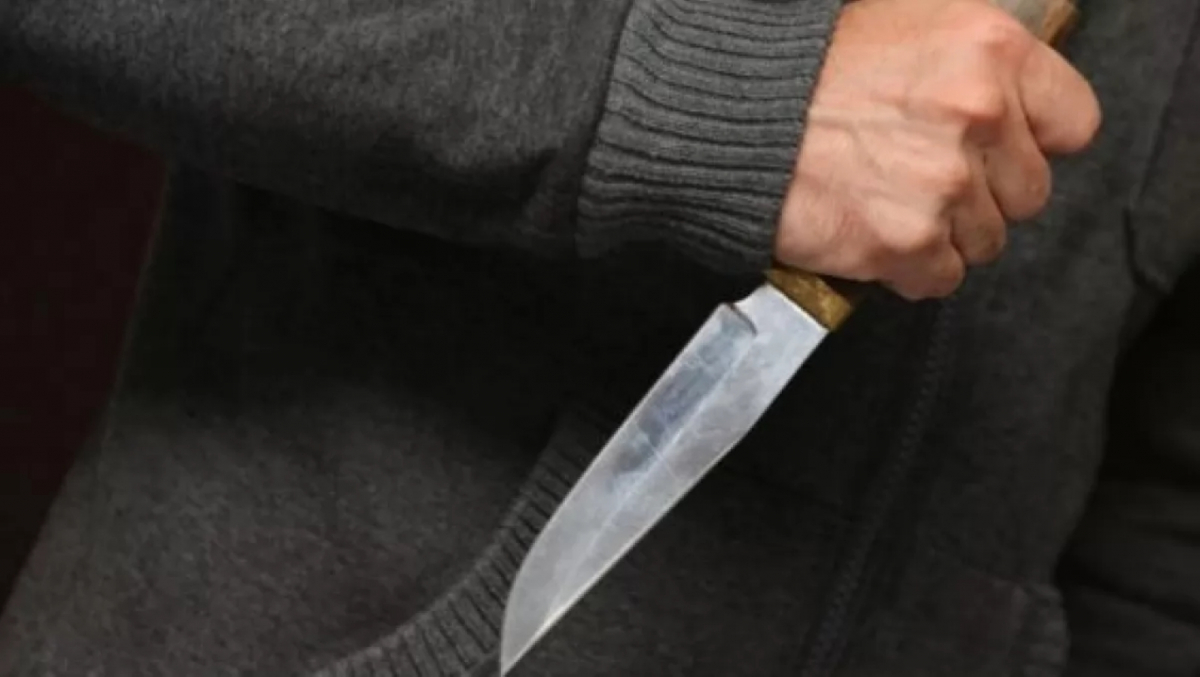 У Мелітополі п'яний окупант кидався з ножем на жінку з дитиною: подробиці