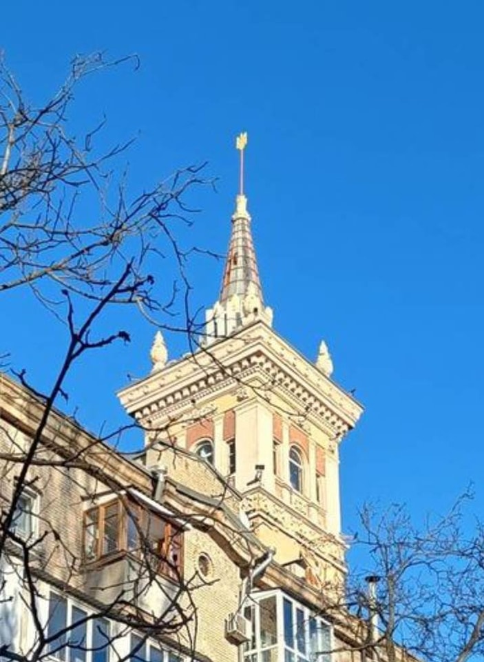 У центрі Запоріжжя декомунізували історичну будівлю - фото