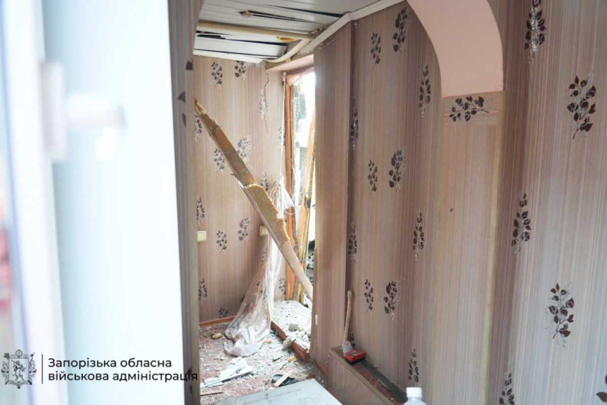 Вдень ворог атакував Запоріжжя і Запорізький район - загинула людина, є поранені