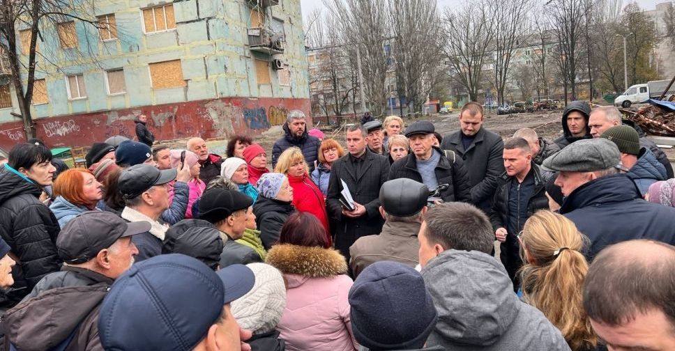 У Запоріжжі представники міської влади зустрілися з мешканцями одного зі зруйнованих будинків