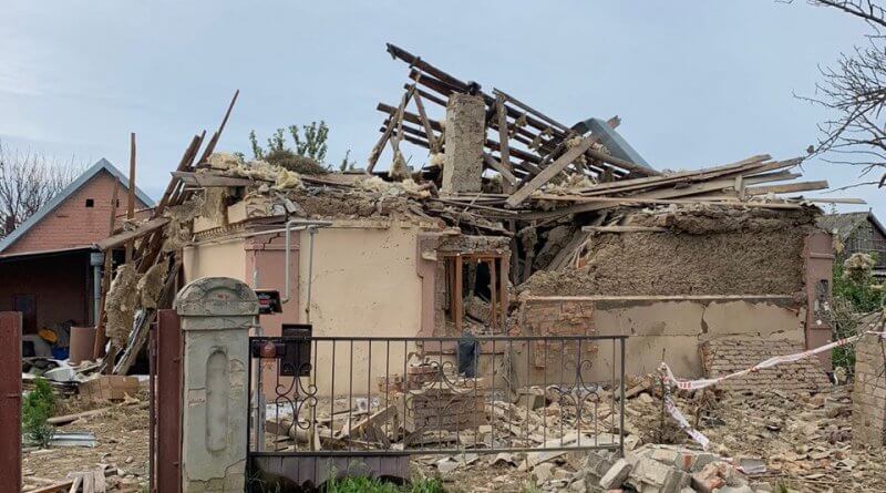 Як виглядає селище в Запорізькому районі після нічних ракетних ударів - фото