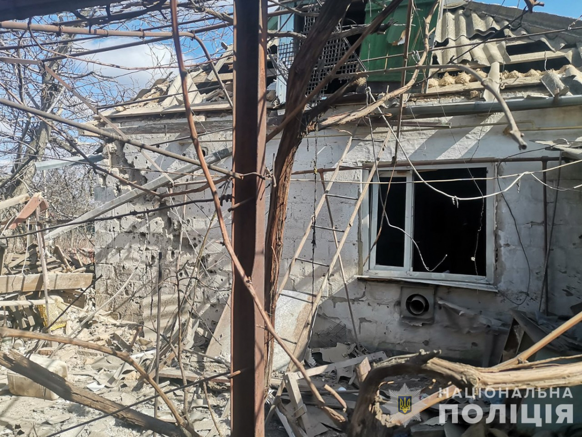 Поранені люди, пожежа, руйнування - фото наслідків ворожих обстрілів Запорізької області за добу
