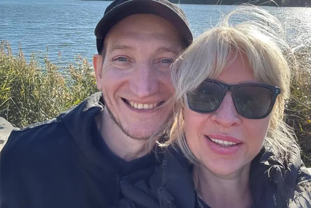 «Я 1000 разів перечитала, що він вільний» - історія дружини морпіха з Бердянська, який 3,5 роки провів у полоні