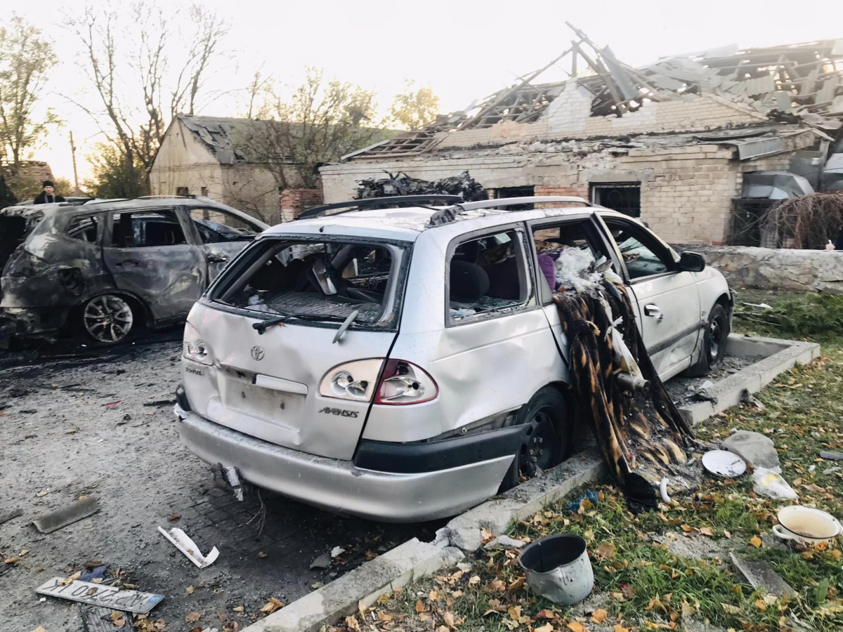 Двоє - у важкому стані: внаслідок масованого обстрілу Запоріжжя поранення отримали вісім лікарів