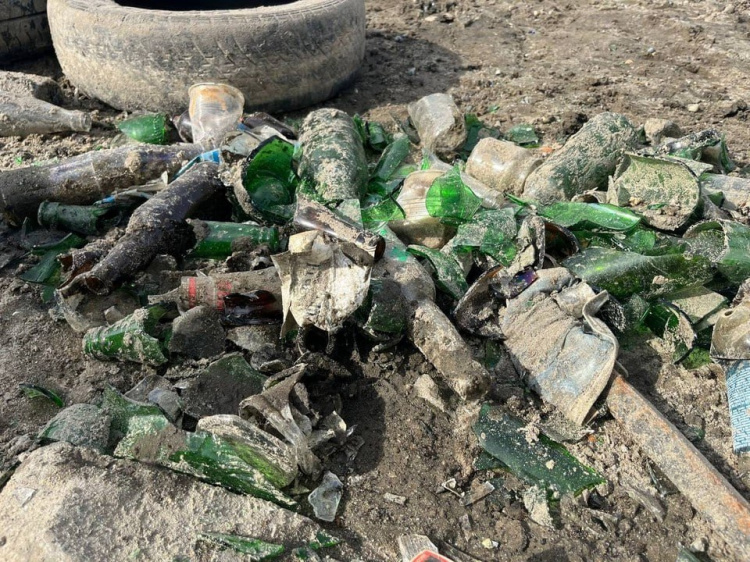 У Запоріжжі відбудеться масове прибирання на березі Дніпра: як долучитися