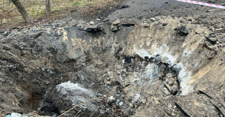 У Запоріжжі за один день відремонтували дорогу, яку зруйнувала російська ракета - фото