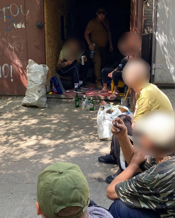 В одному із запорізьких пунктів прийому вторинної сировини розплачувалися небезпечною продукцією