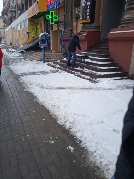 Хто у Запоріжжі має прибирати сніг, крім комунальників